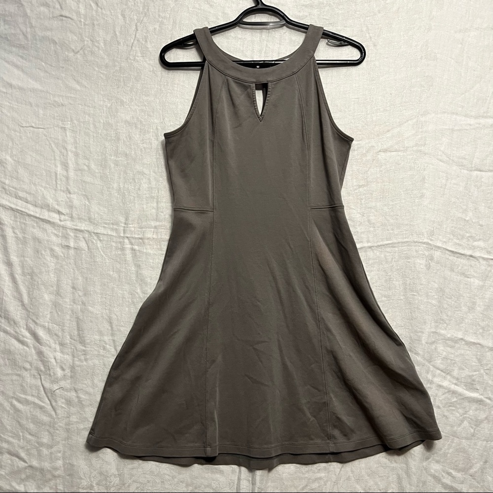 New York and company key hole dress gray size medium